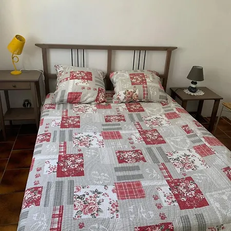 Havre De Paix Proche De La Classe 2 Etoiles *